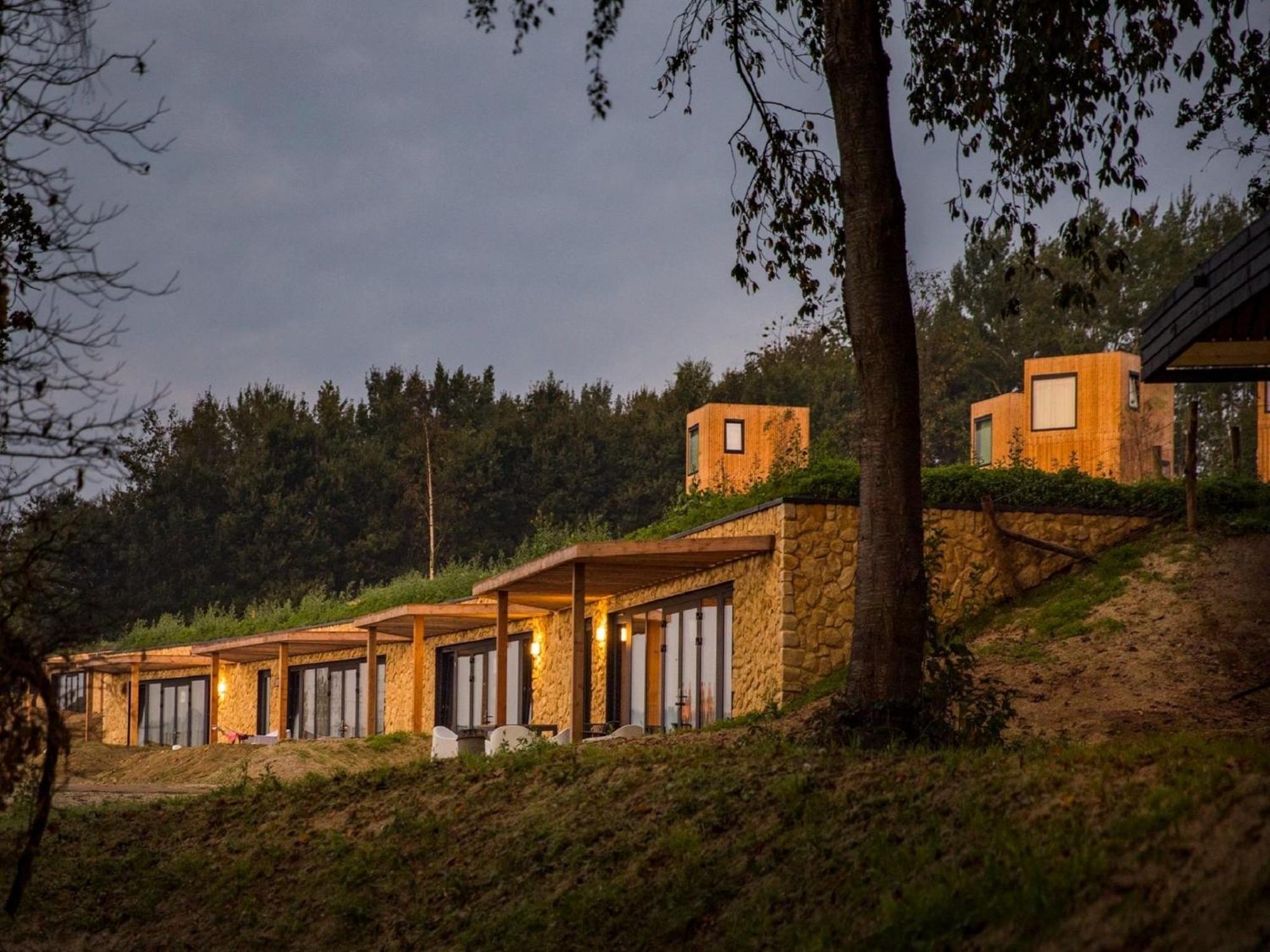 Luxury Lodge With Roof Terrace In Гулпен Екстериор снимка