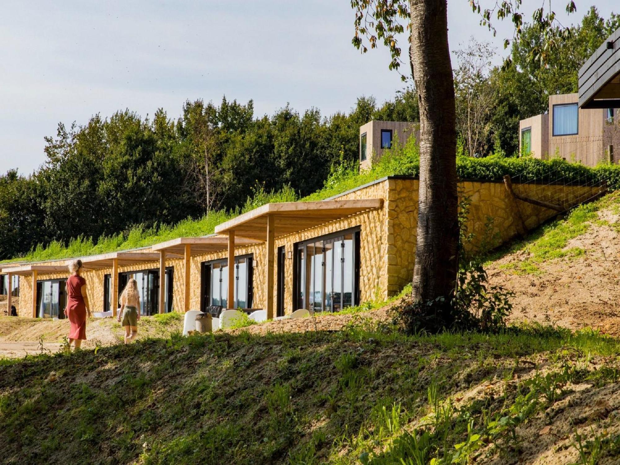 Luxury Lodge With Roof Terrace In Гулпен Екстериор снимка